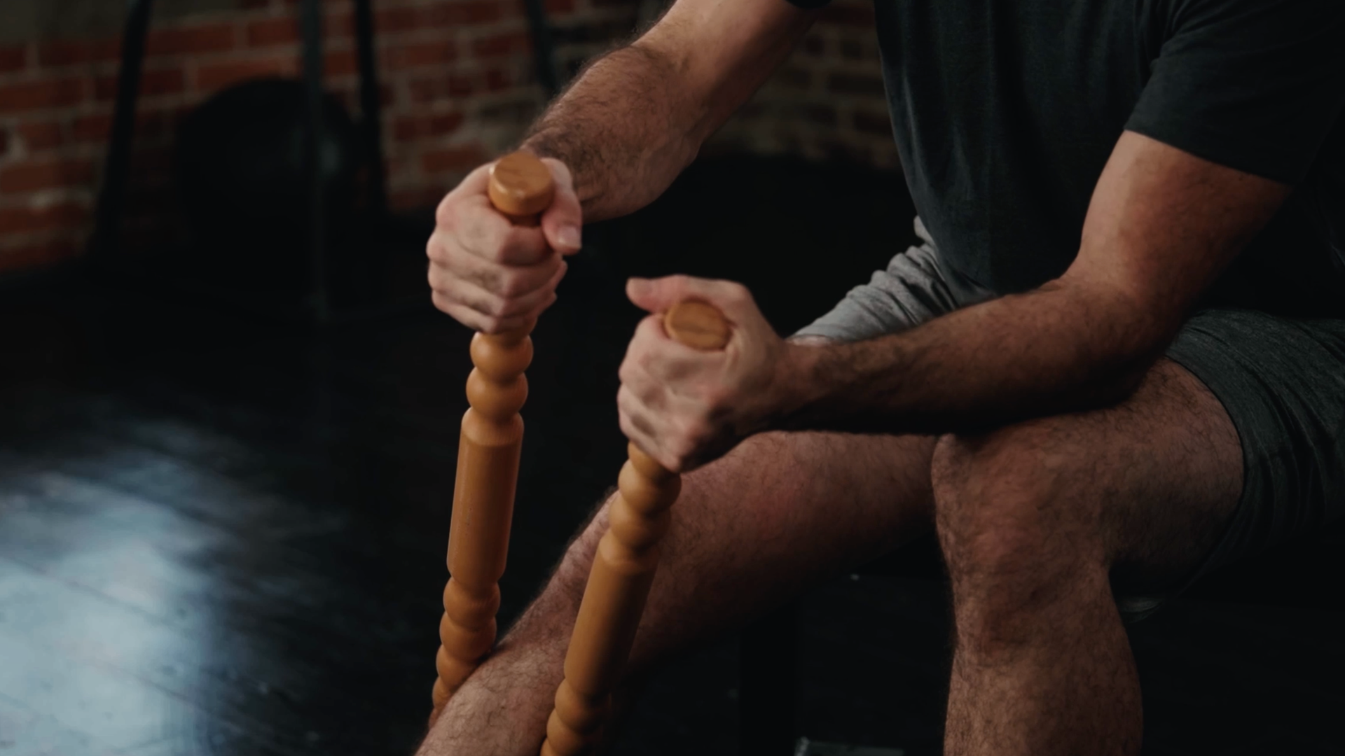 Load video: Steven Terry Body Lever Demo of Legs